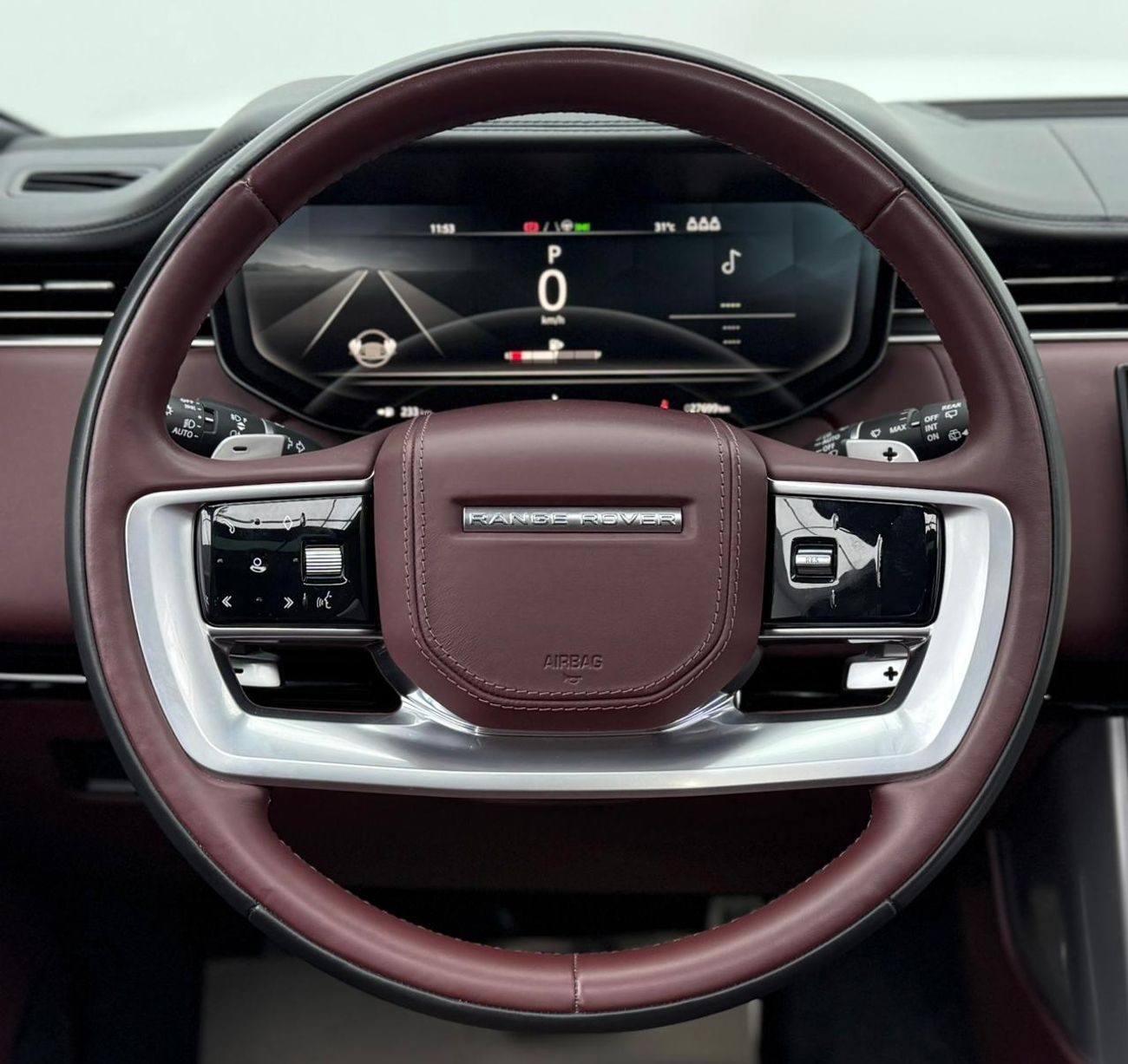 لاند روفر رينج روفر HSE P530 4.4L 2023 Range Rover P530 HSE V8, 2028 LR Warranty + Service Pack, Full LR Service History