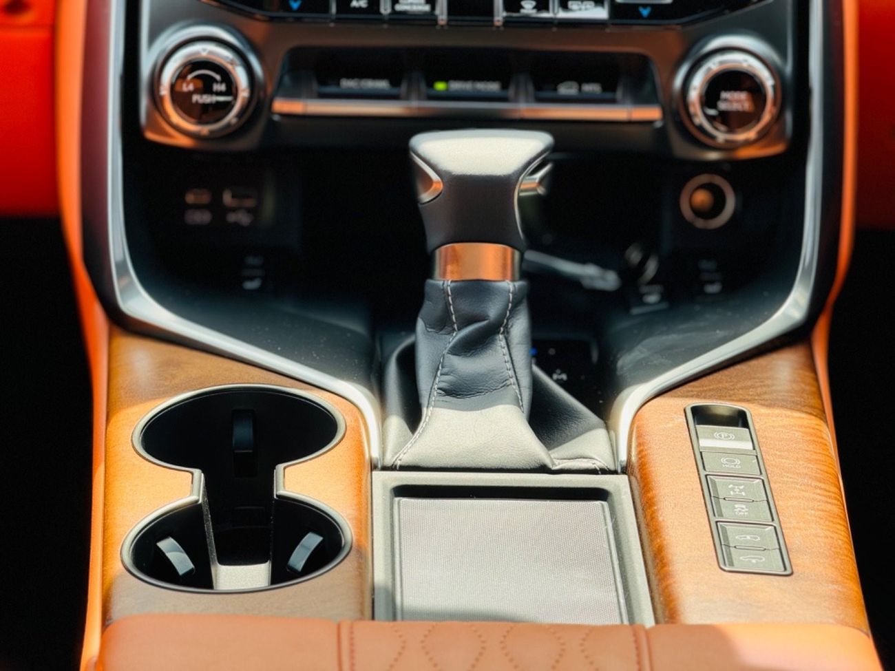 Lexus LX 600 Lexus lx600 VIP edition