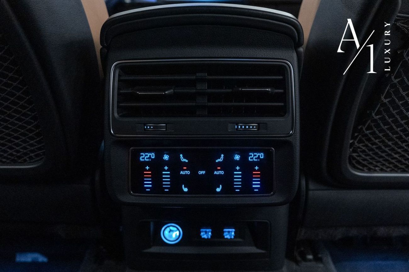 Audi RS Q8 TFSI quattro 4.0L 2020 Audi RSQ8 Quattro Sportback, Warranty, Full Service History, Full Options