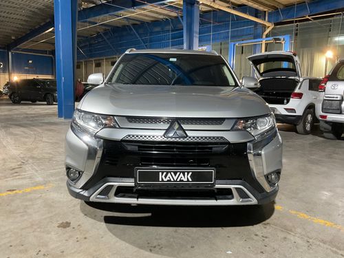 Mitsubishi Outlander GLX Midline | Guaranteed Warranty | 0 Down Payment