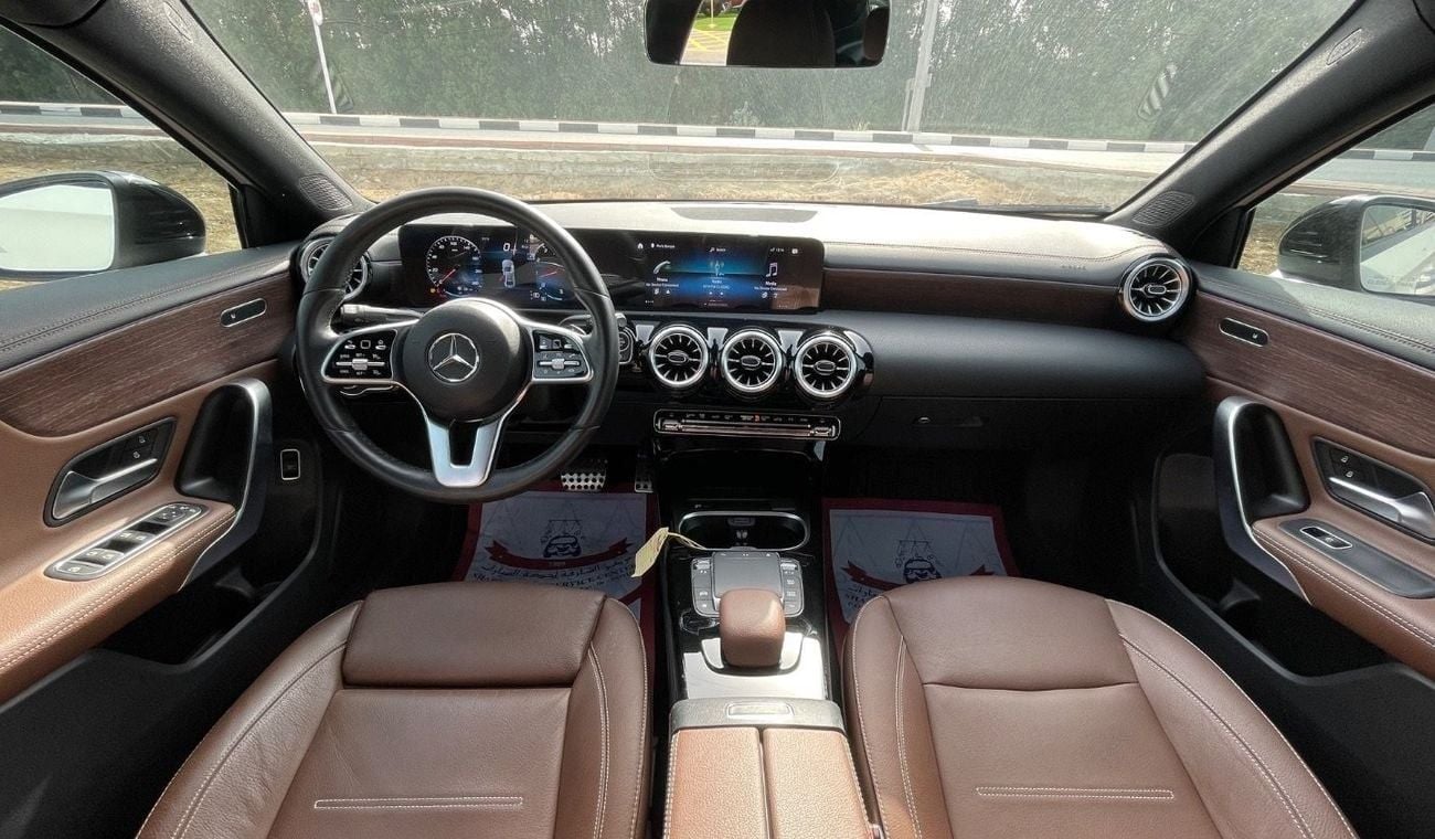 مرسيدس بنز A 220 2.0L, V4, Full option