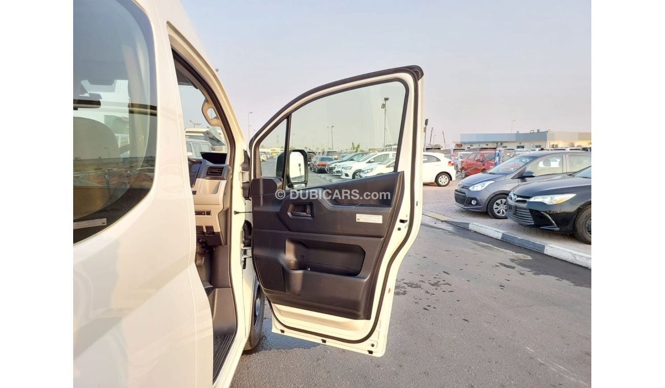 Toyota Hiace TOYOTA HIACE VAN RIGHT HAND DRIVE(PM27337)