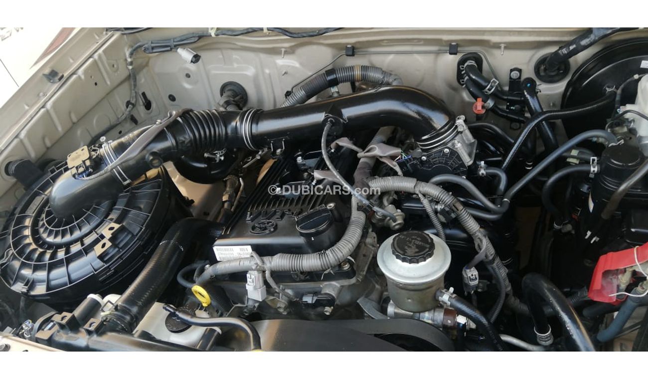 Toyota Hilux PETROL 2.7L AUTOMATIC GEAR LEFT HAND DRIVE