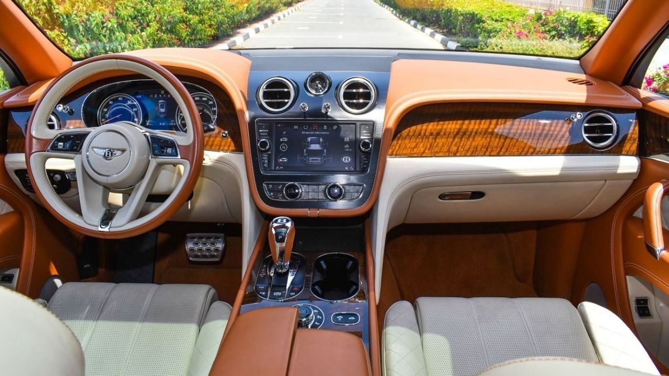 Bentley Bentayga First Edition Bentley Bentayga / 2017 / Germany