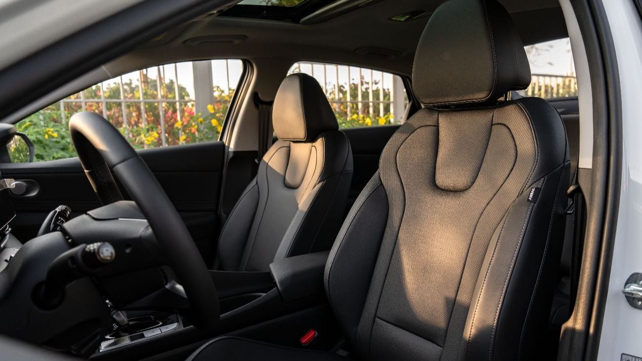 هيونداي إلانترا 2025 | HYUNDAI ELANTRA 1.5L CVT LUX PREMIUM [ EXPORT ONLY ]