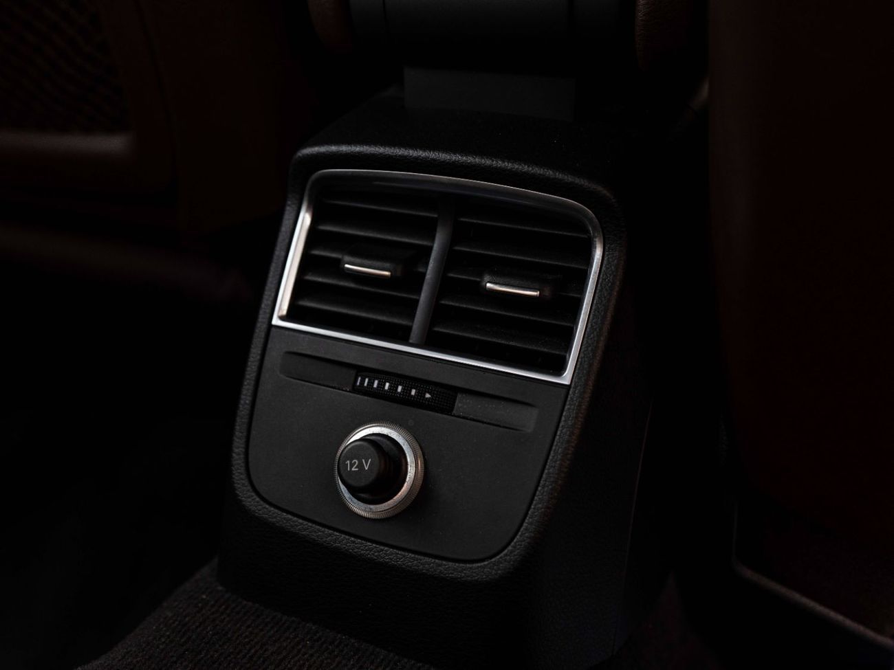 أودي A3 40 TFSI S-Line 1.8L