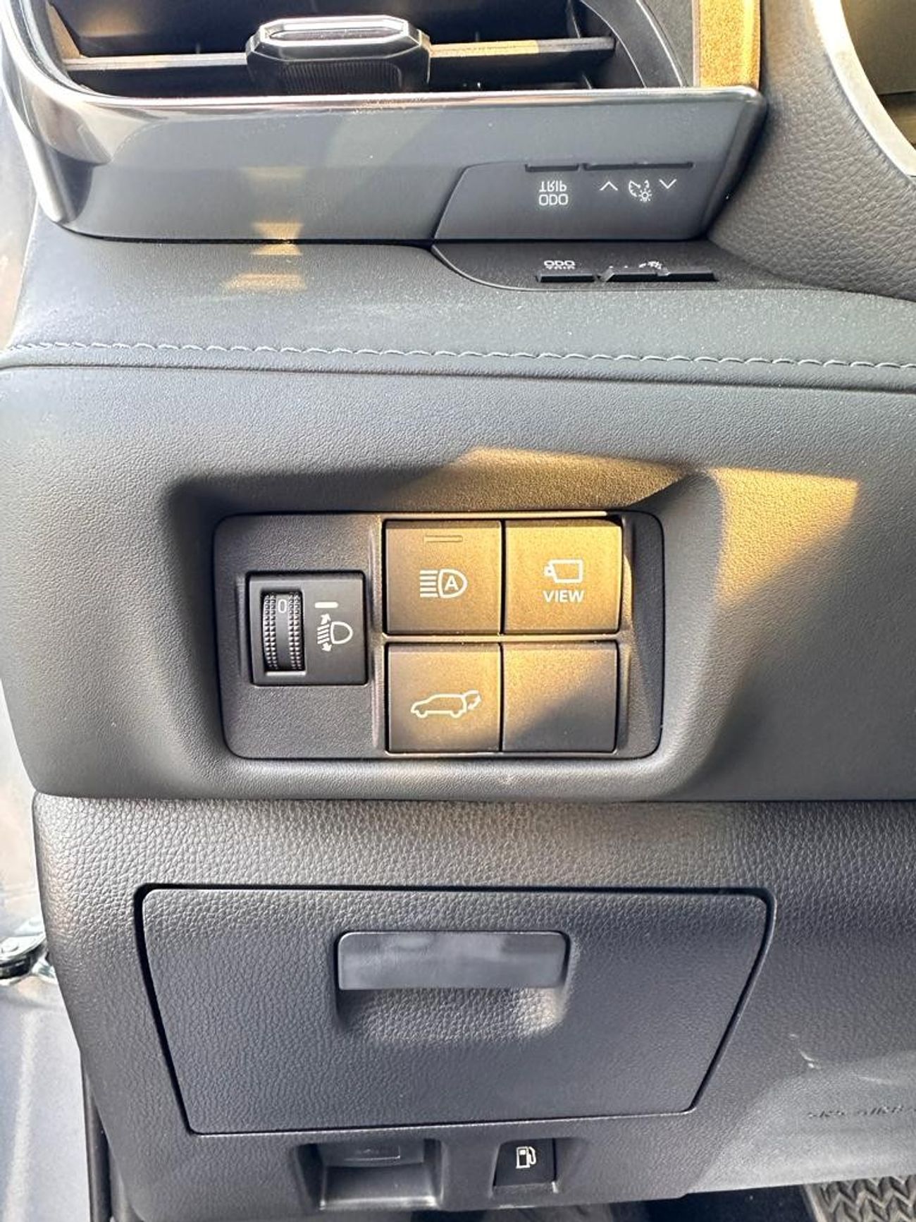 Toyota Highlander Limited ,2.5 L, hybrid, full option