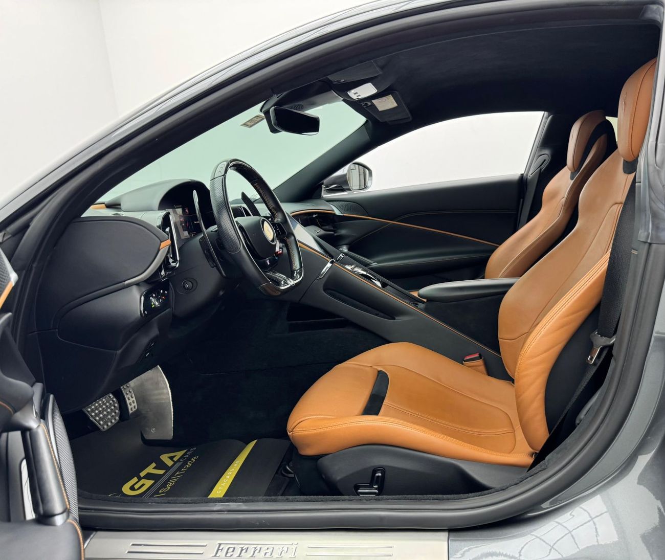 Ferrari Roma 2022 Ferrari Roma, 2027 Agency Warranty & 2029 Agency Service Contract, Agency FSH, GCC