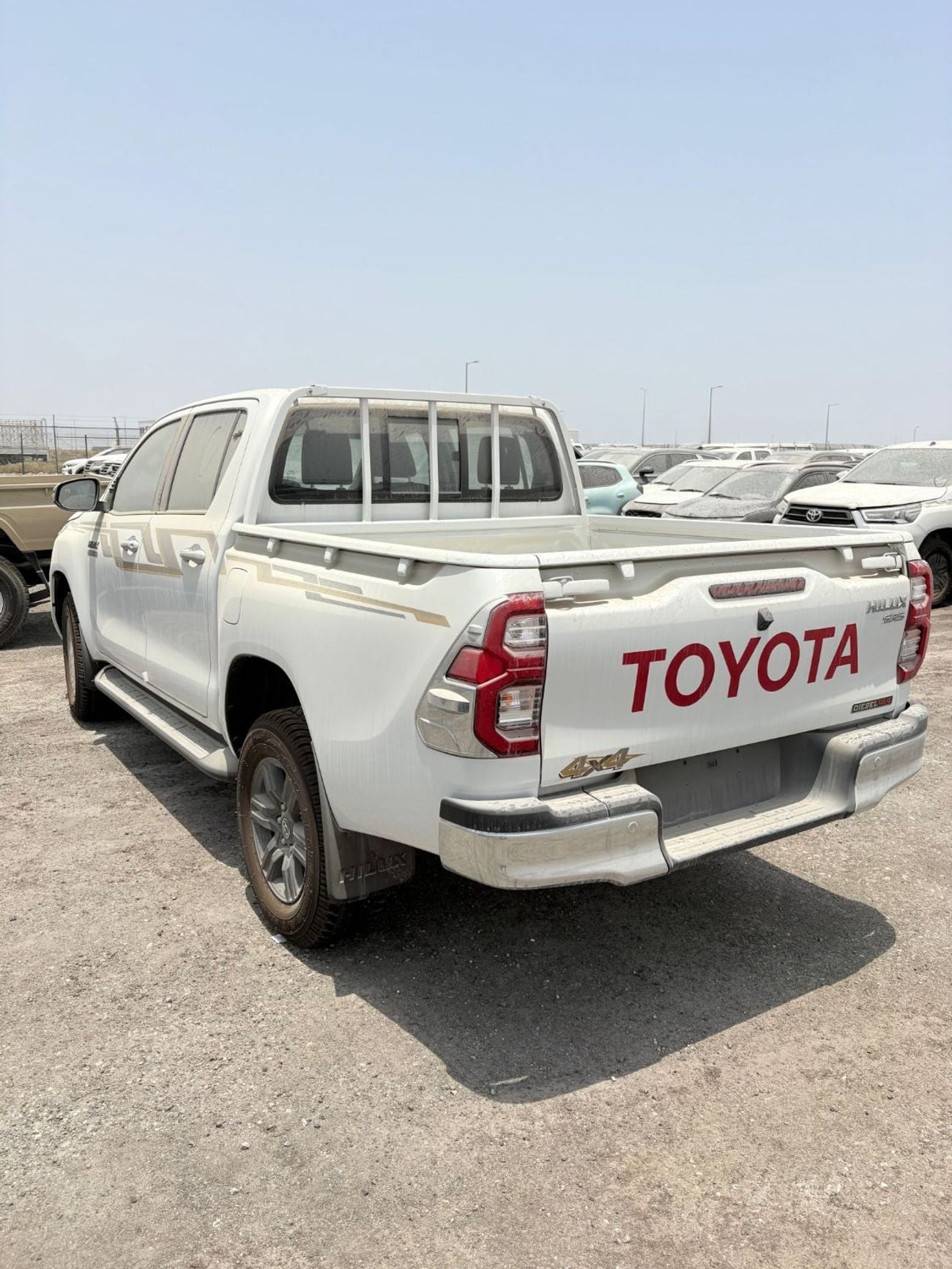 Toyota Hilux DLX
