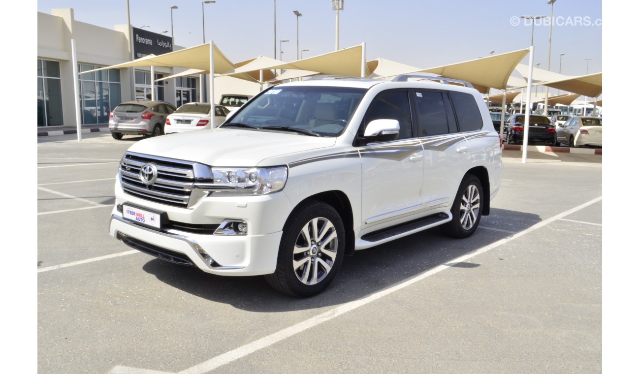 Toyota Land Cruiser VXS V8 5.7L TOP OF THE RANGE SUV GCC SPECS