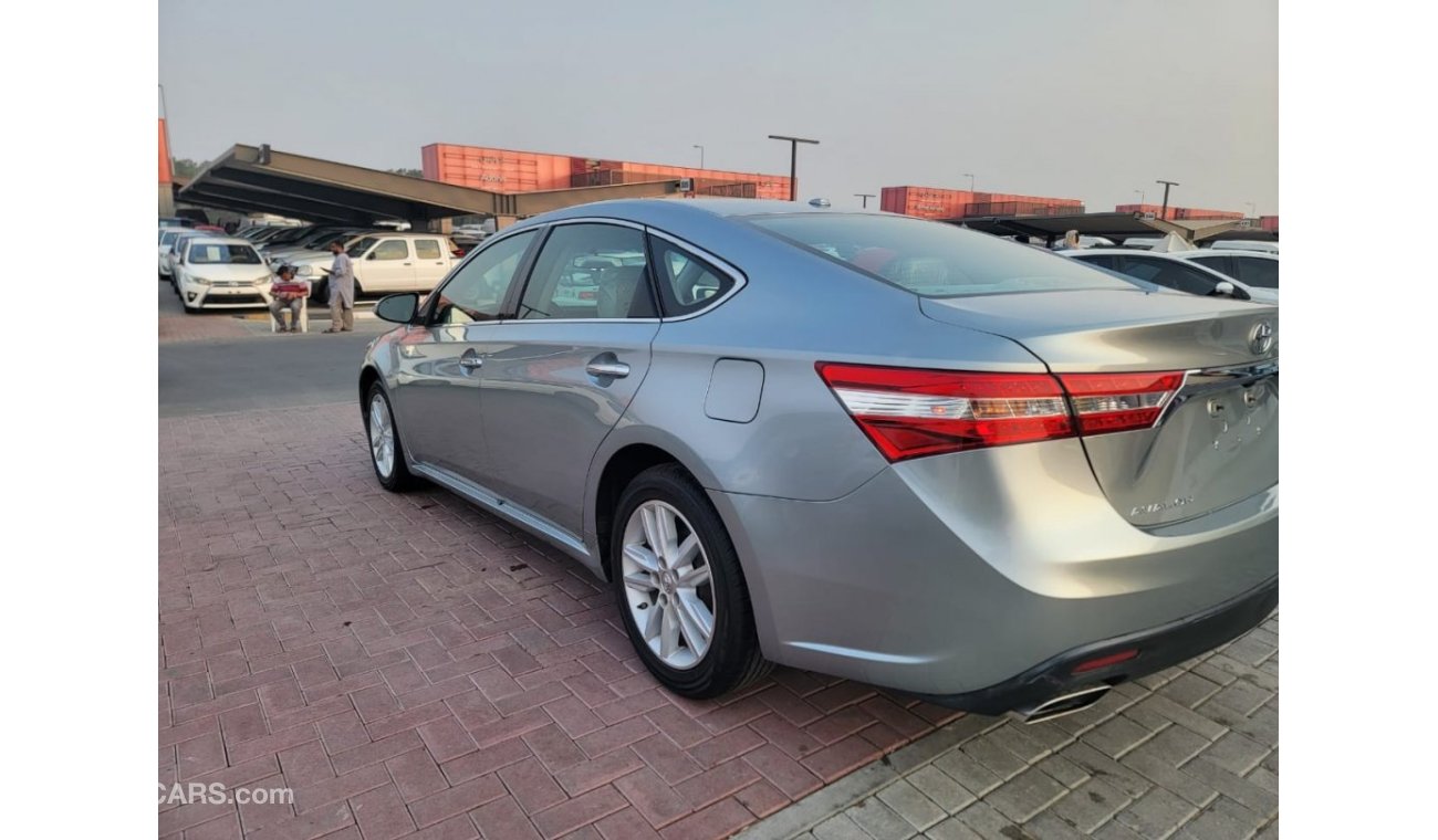 Toyota Avalon XLE