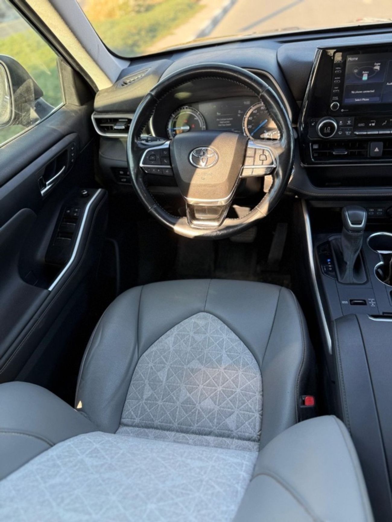 تويوتا هايلاندر Hybrid XLE premium sunroof,leather, push start