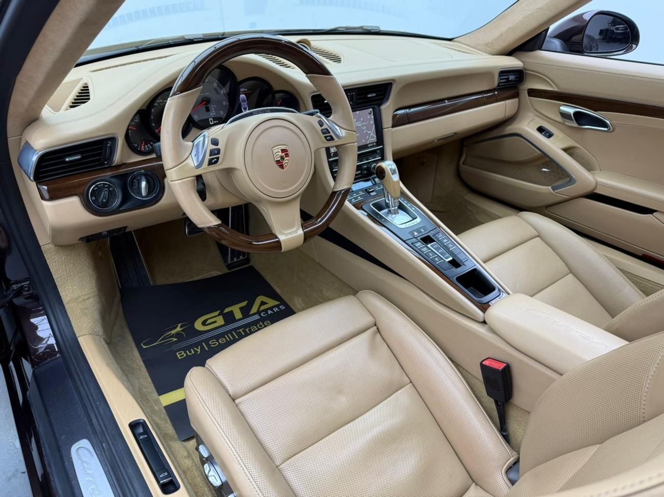 Porsche 911 2014 Porsche 911 Carrera 4S, Full Service History, Fully Loaded, Excellent Condition, GCC