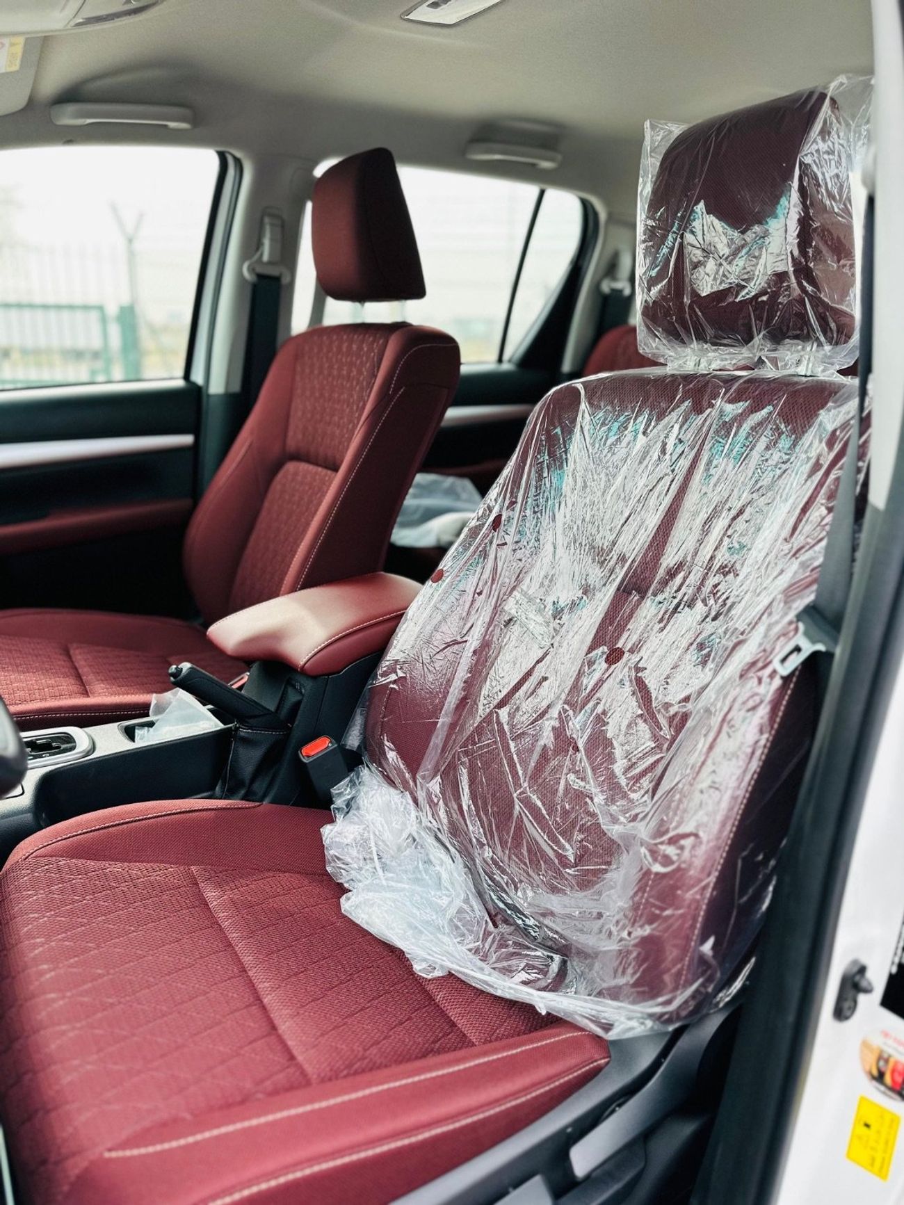 تويوتا هيلوكس S GLX 2.4L AWD A/T