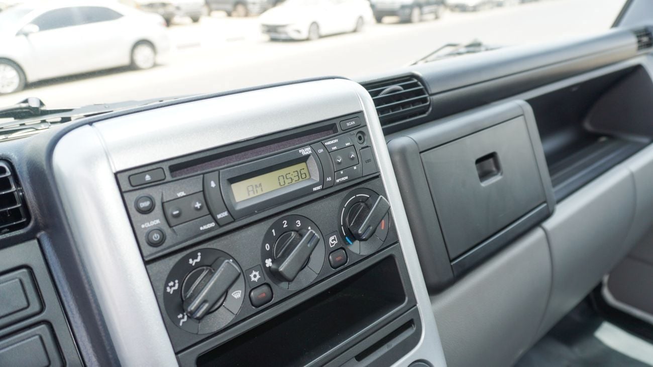 ميتسوبيشي فوسو كانتير Brand New Mitsubishi Fuso Canter 2025 4.2L 2WD Diesel |White/Black |CANTERCHASSIS-100-4.2-25 |FOR EX