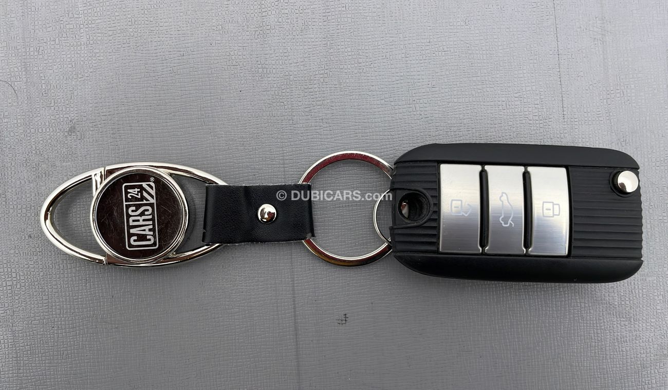 أم جي RX8 LUX 2000