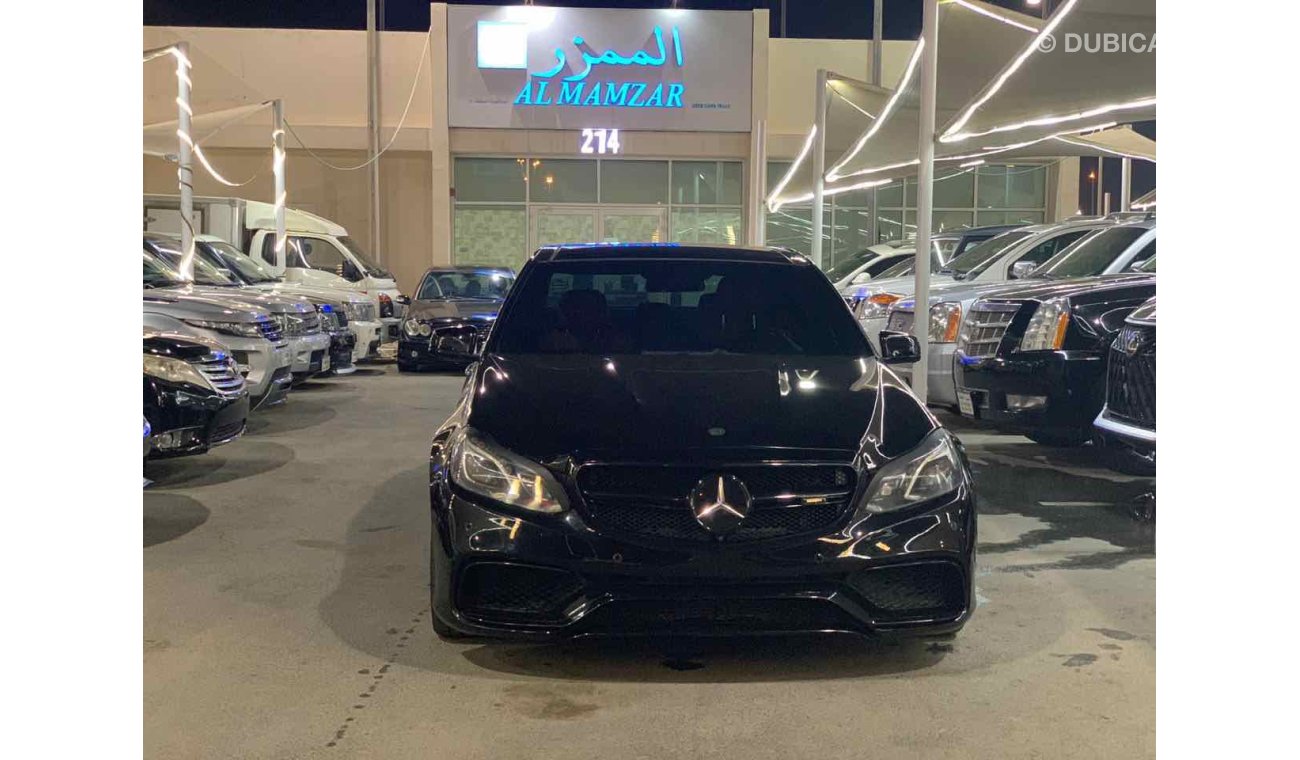 مرسيدس بنز E 63 AMG خليجي استخدام جيد فيها رش خفيف بدون حادس بسبب الباركن