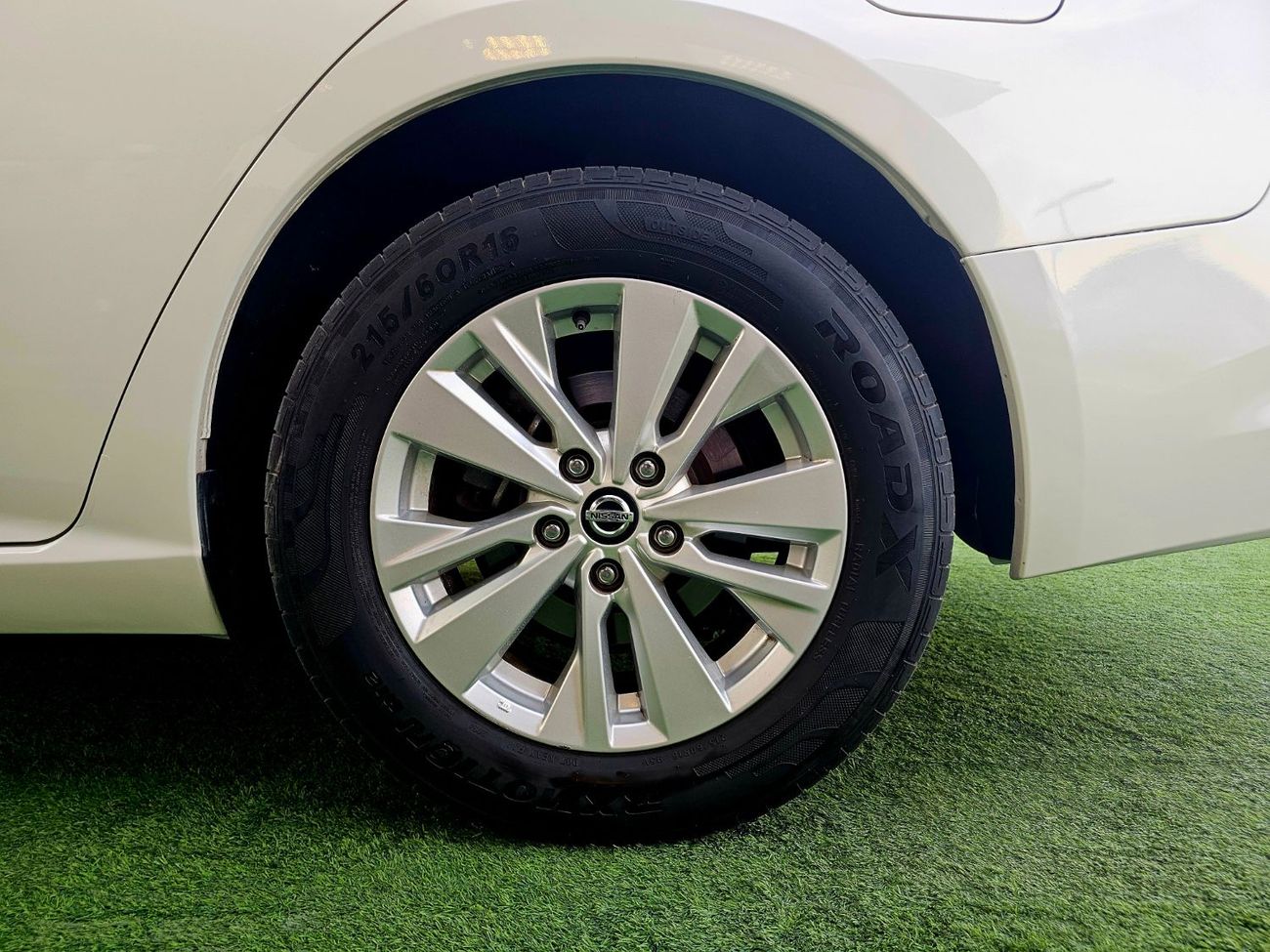 Nissan Altima S GCC/ 2.5L V4/ LOW MILEAGE/ IMMACULATE CONDITION