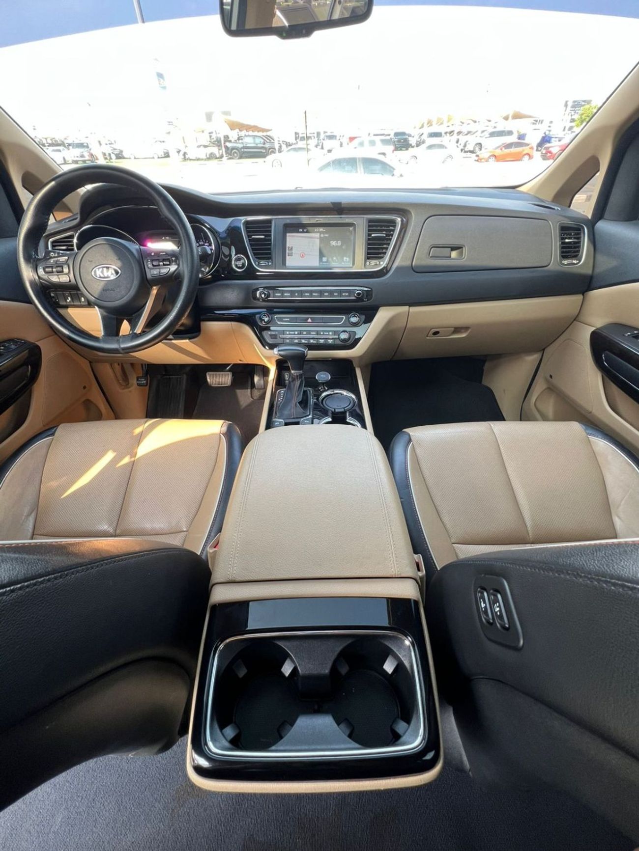 كيا جراند كارنفال EX 3.5L