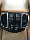 Porsche Cayenne PORSCHE Cayenne S MODEL 2013 GCC CAR PERFECT CONDITION FULL OPTION PANORAMIC ROOF LEATHER SEATS