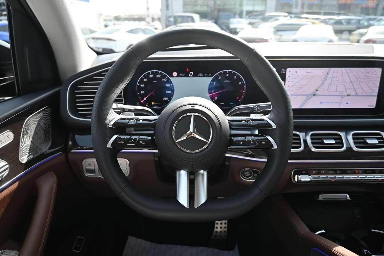مرسيدس بنز GLS 450 Mercedes GLS 450 3.0L Turbo In-Line 6 with Mild Hybrid, Model 2025
