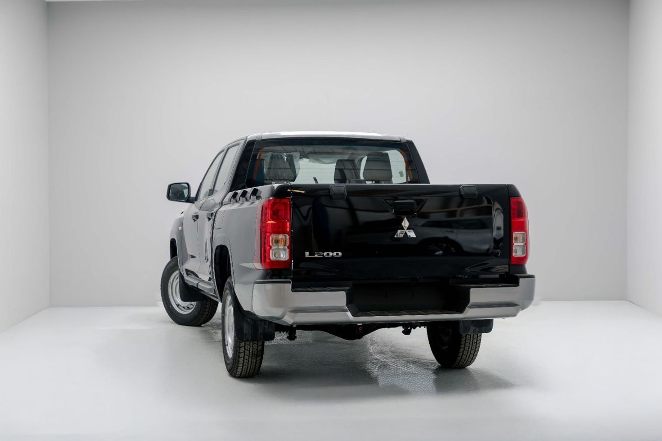 Mitsubishi L200 GL 2.4L - Manual - Black Inside Black | Export Only
