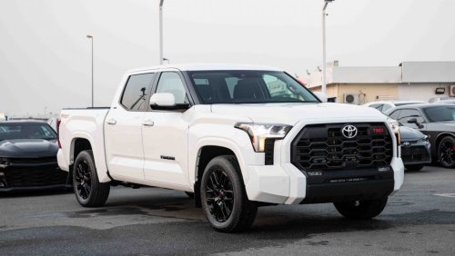 تويوتا تاندرا SR5 Crewmax TRD-Sport 4WD.