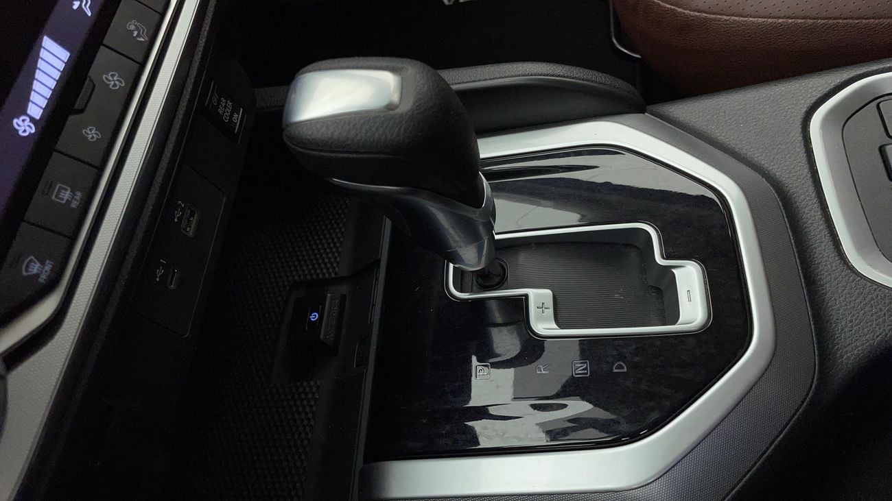 نيسان إكستيرا TITANIUM 2.5 | بدون دفعة مقدمة | اختبار القيادة في المنزل