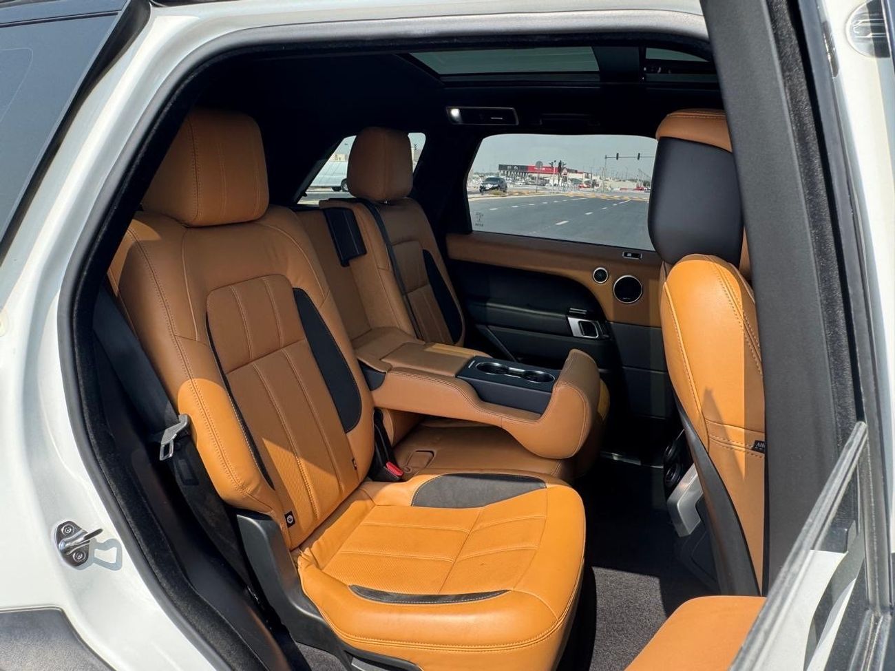 لاند روفر رينج روفر سبورت 2020Range Rover Sport HSE Dynamic V6 GCC Full Agency History