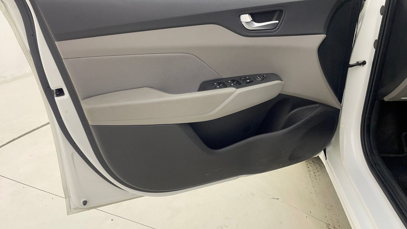 Hyundai Accent SMART 1.6 | Zero Down Payment | Home Test Drive