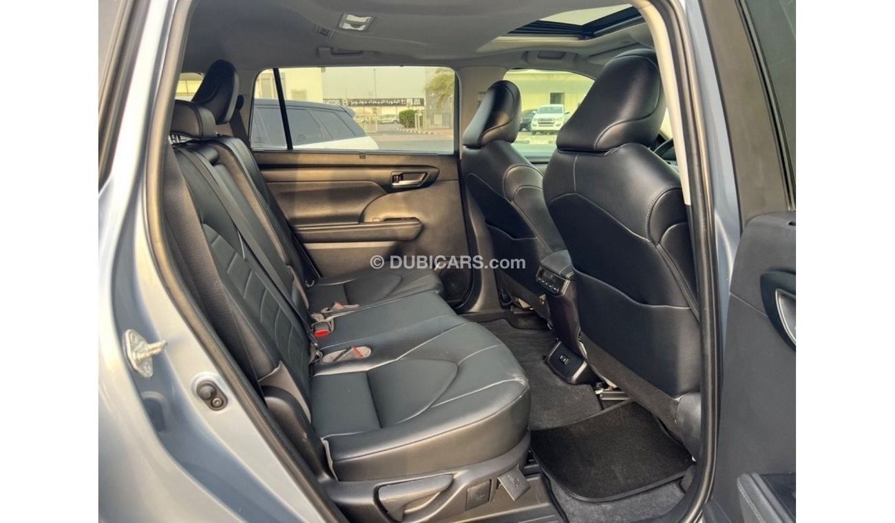 Toyota Highlander 2021 XLE FULL OPTION VIP INTERIOR V6 AWD USA IMPORTED- UAE PASS AND FOR EXPORT!!