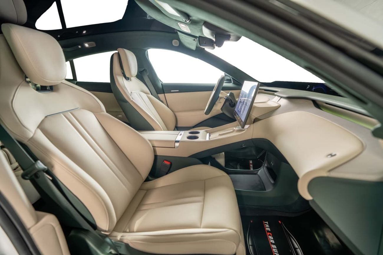 شاومى YU7 Brand New-760 KM Range-Full Options-Fast Charging