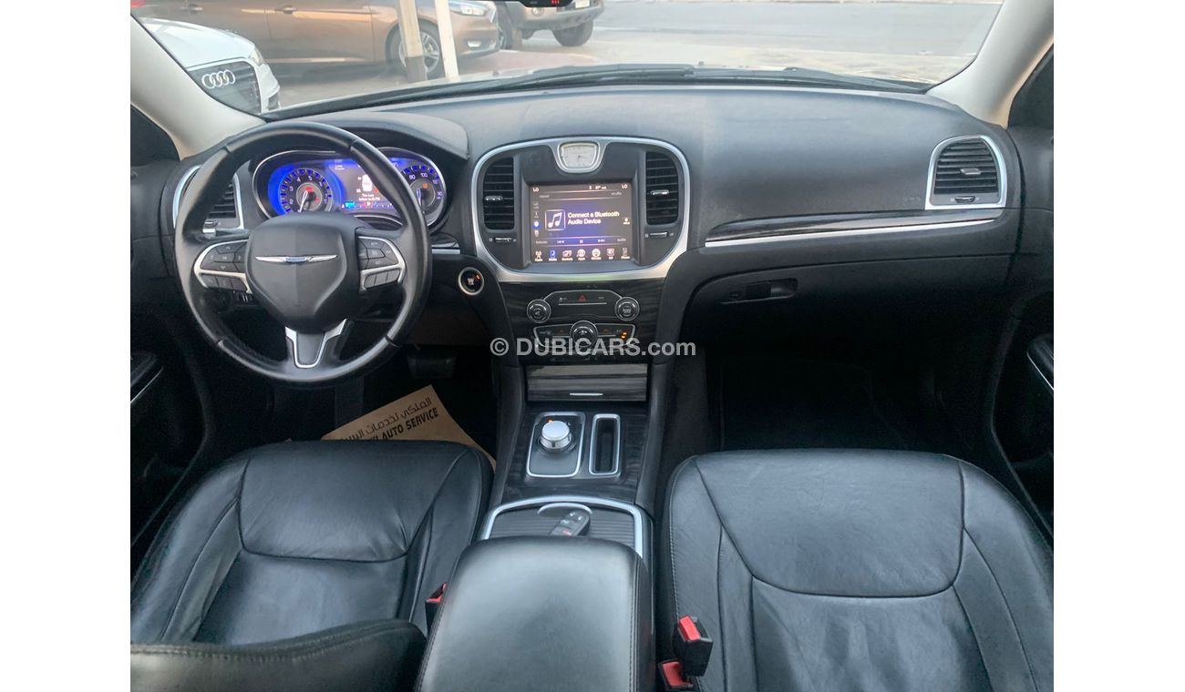 Chrysler 300C Chrysler C300_2016_Excellent_Condihion _Full option