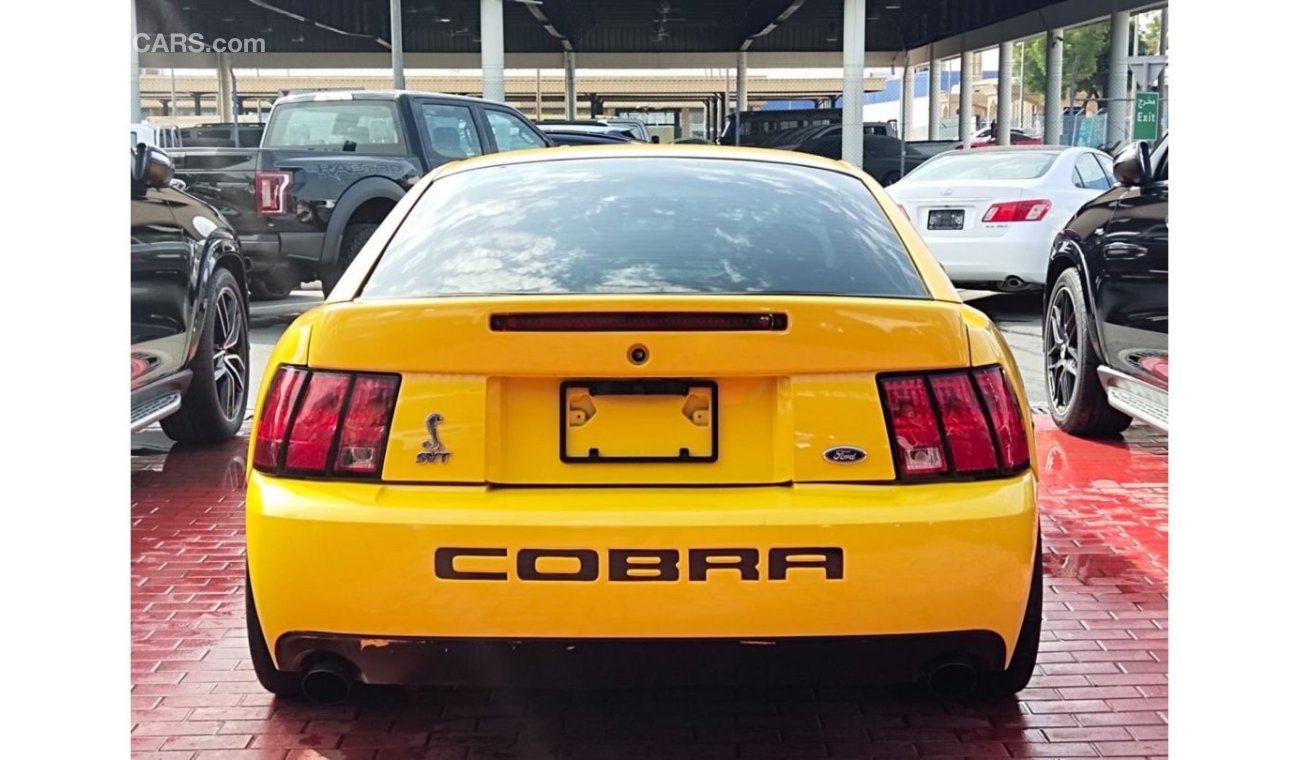 Ford Mustang SVT Cobra 390 HP