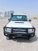 تويوتا لاند كروزر بيك آب Diesel 4.5 Liter Right Hand Drive Single Cab Manual Gear
