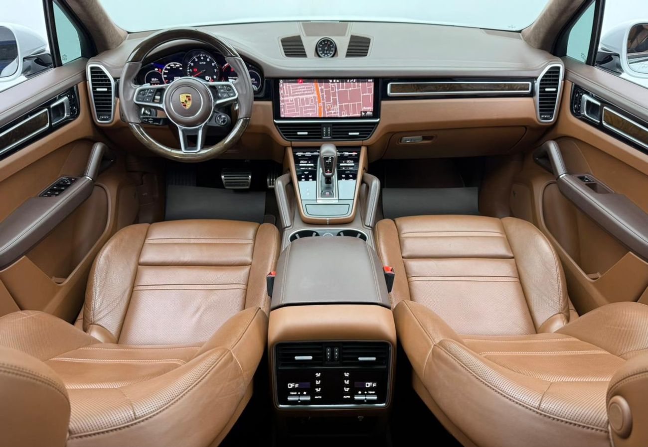 بورش كايان GTS 2021 Porsche Cayenne GTS, 4.0L Twin-Turbo V8, AWD, 460 HP / 620 Nm, 8-Speed Tiptronic S AED 289,