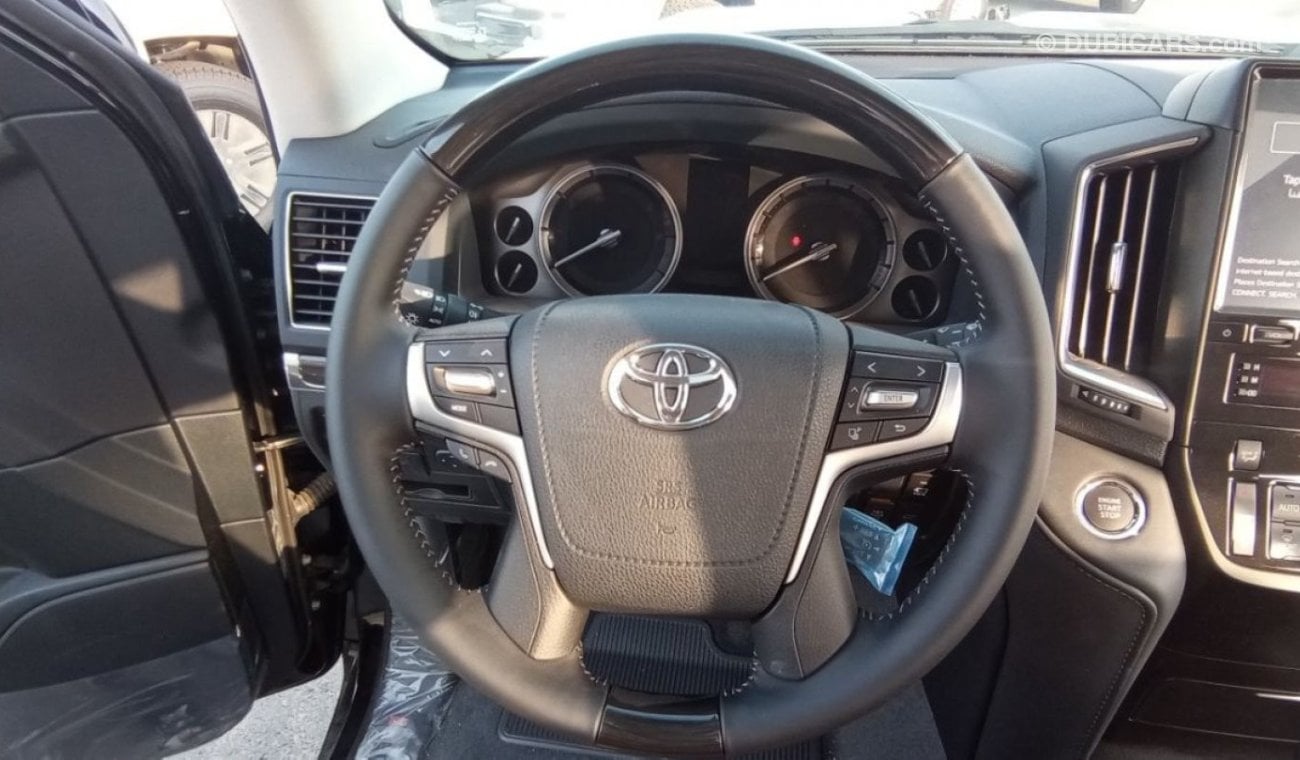 تويوتا لاند كروزر Toyota Land cruiser black GXR 4.6L V8 GT with leather seats (2021 Model)