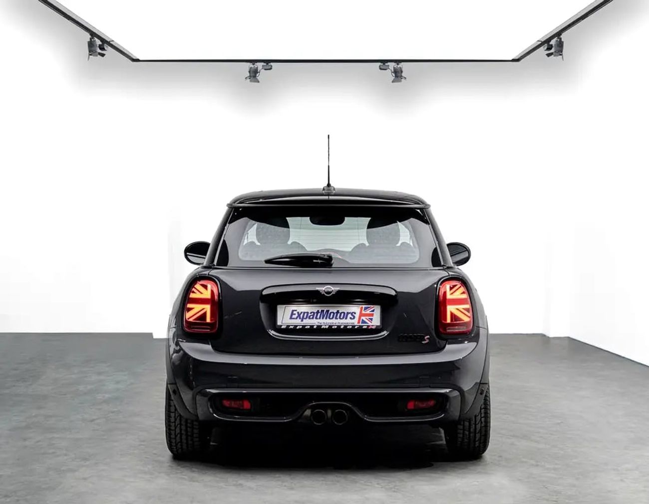 ميني كوبر S 2.0L (4 Seater)