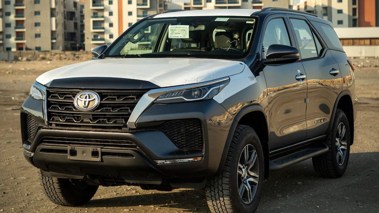 Toyota Fortuner Mid Option 2.7L Petrol 2025YM [FOR EXPORT TO AFRICA ONLY]