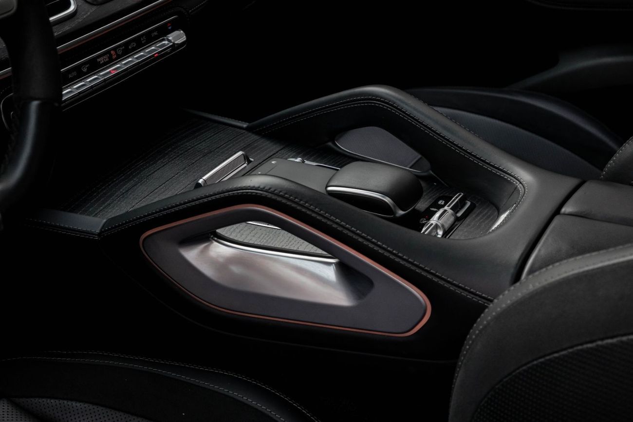 Mercedes-Benz GLE 63 S AMG GLE63s AMG | 8,421 P.M | 0% Downpayment | Pristine Condition!