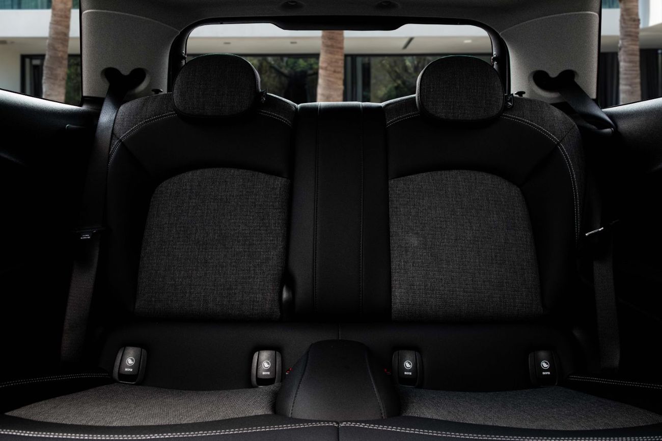 Mini Cooper Cooper | 1,763 P.M | 0% Downpayment | Agency Warranty