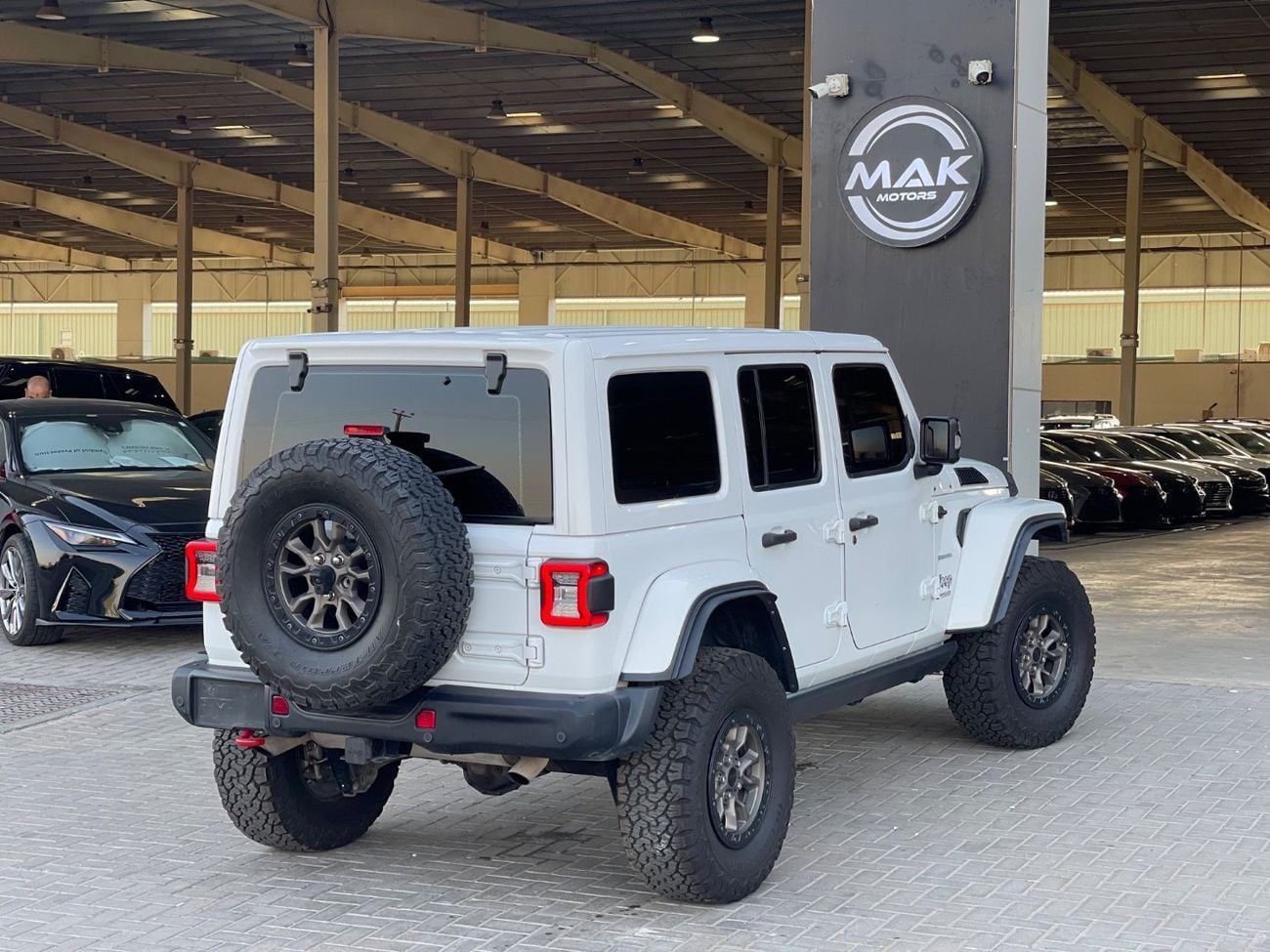 Jeep Wrangler Unlimited SAHARA