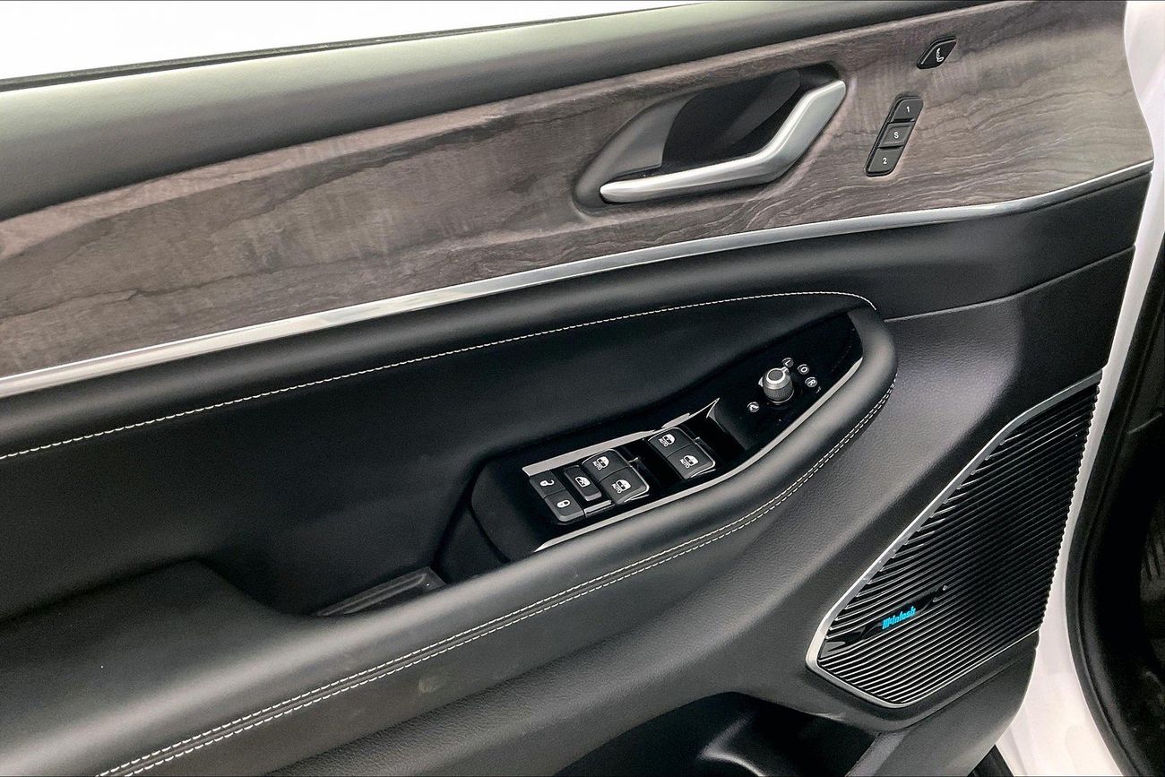 جيب جراند شيروكي Overland | شامل الضمان | 0 ﺪﻔﻋﺓ ﺃﻮﻟﻯ