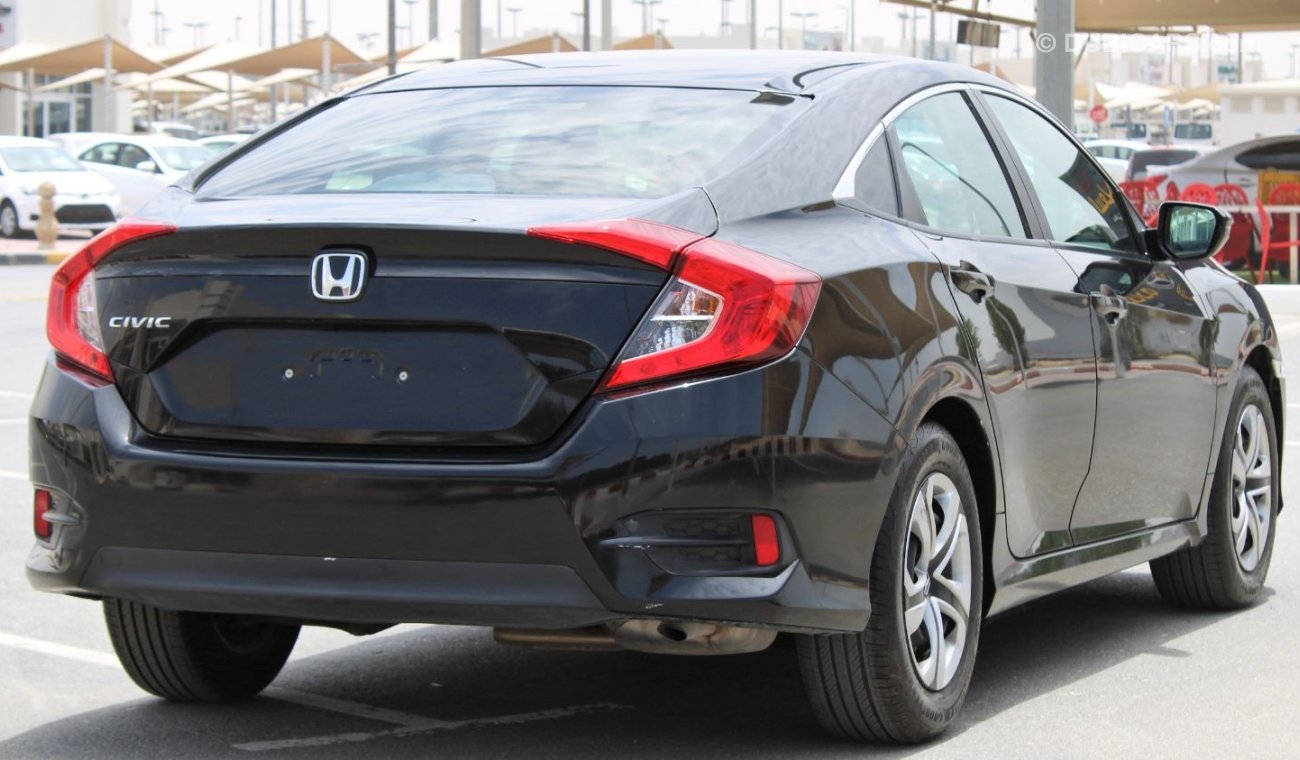 Honda Civic Honda Civic 2017 GCC in excellent condition without accidents, very clean from inside and outside