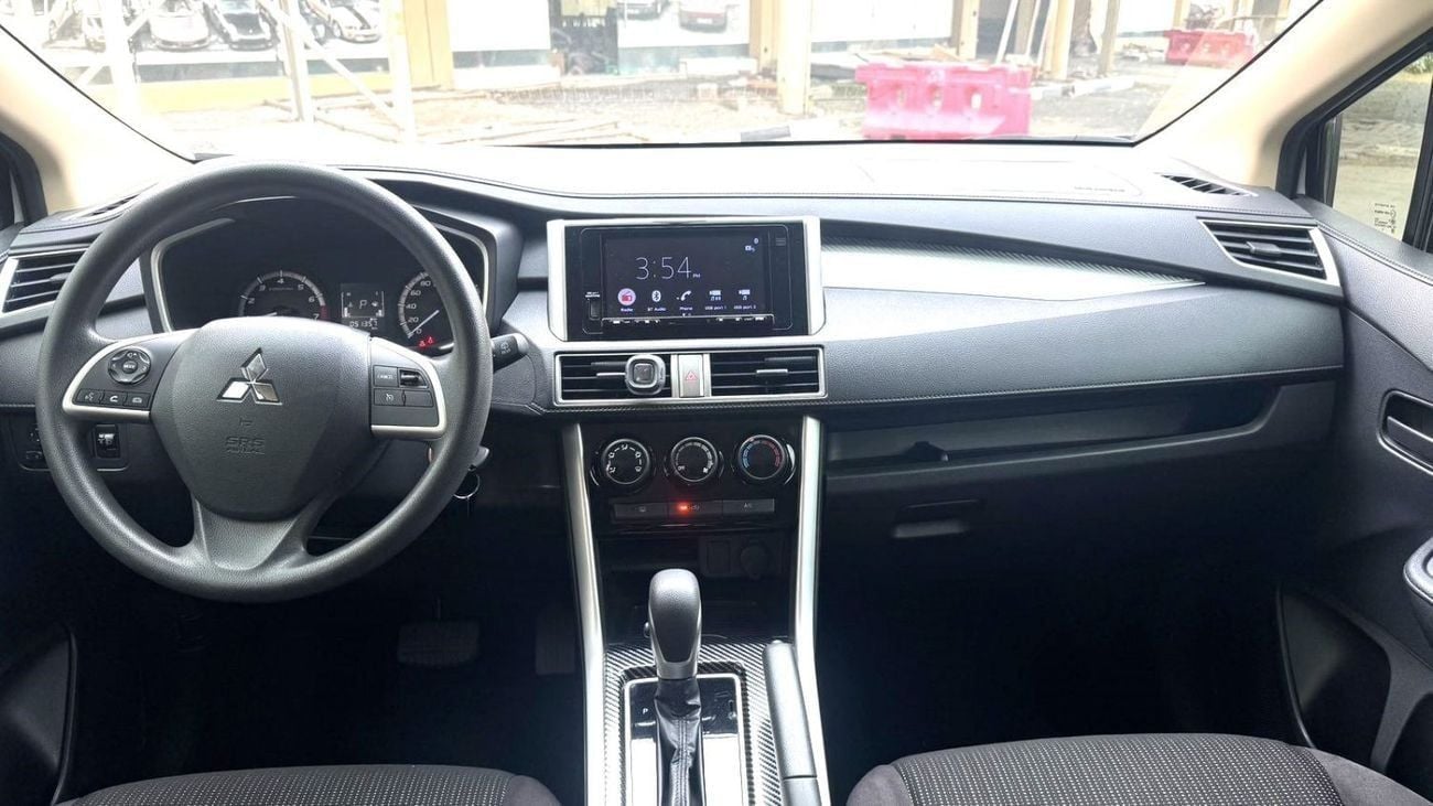 Mitsubishi Xpander Mid 1.5L