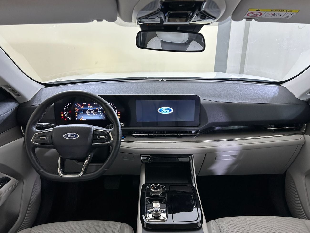 Ford Territory Trend TER2124 / FREE INSURANCE + REGISTRATION / AL TAYER MOTORS AL QOUZ SHOWROOM