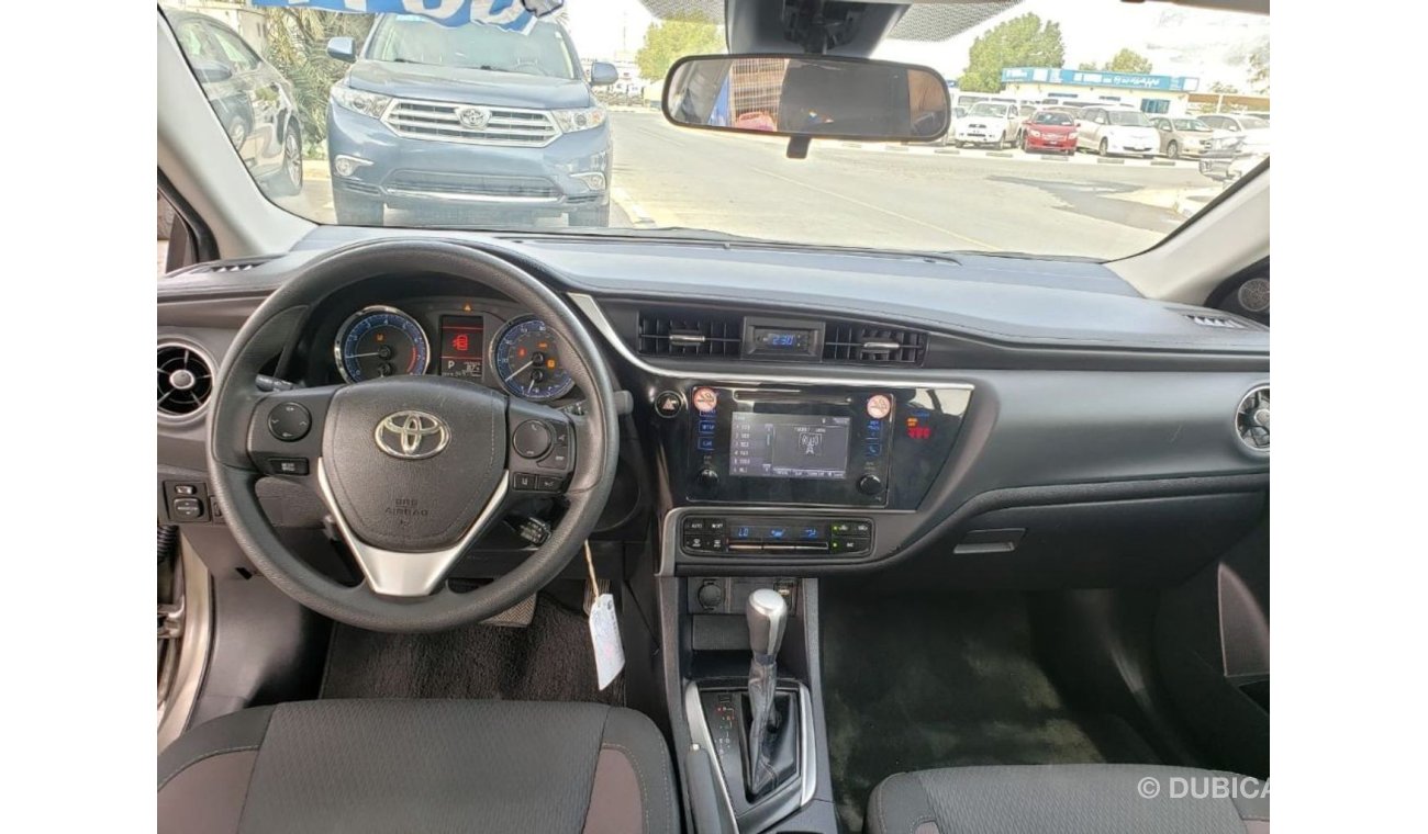 Toyota Corolla 2019 GOLDEN