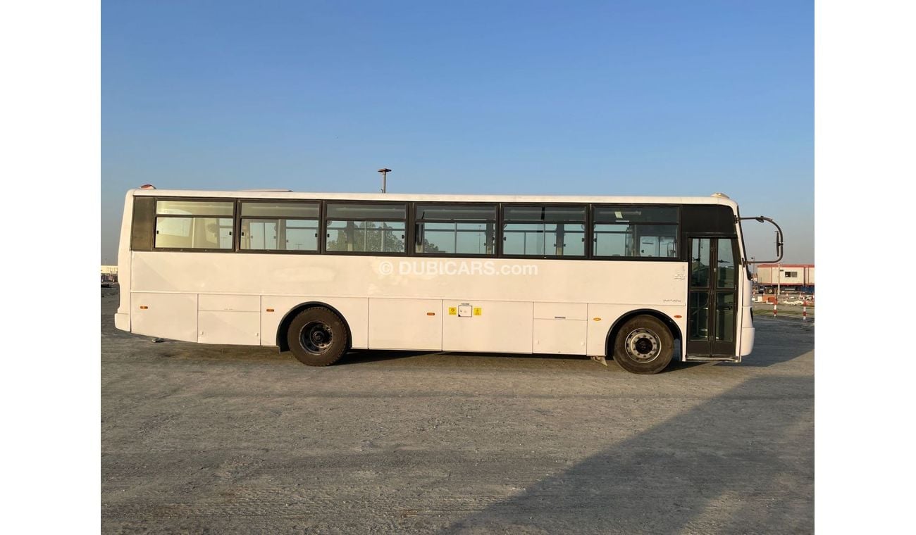 تاتا LPO 1618 تاتا باص 2017 66 مقعد مواصفات خليجي بدون حوادث