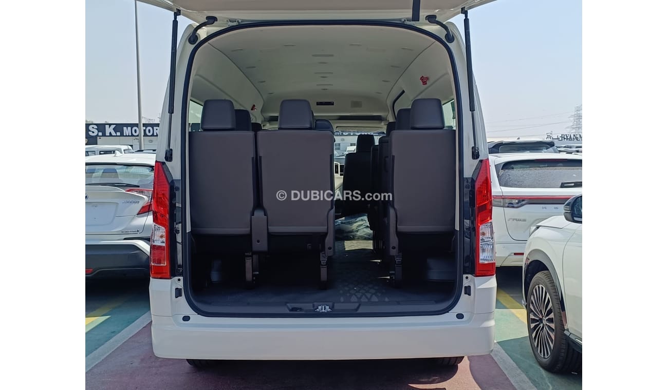 Toyota Hiace GL, MANUAL GEAR / 2.8L Diesel - High-roof / New Shape (CODE # 67769)