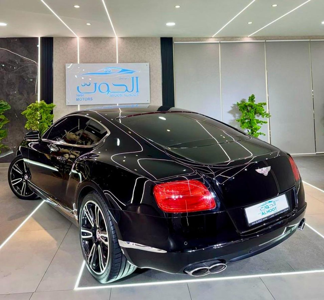 بنتلي كونتيننتال جي تي LOVELY BENTLY CONTINENTAL GT V8 || TOP RANGE || GCC || FREE ACCIDENT